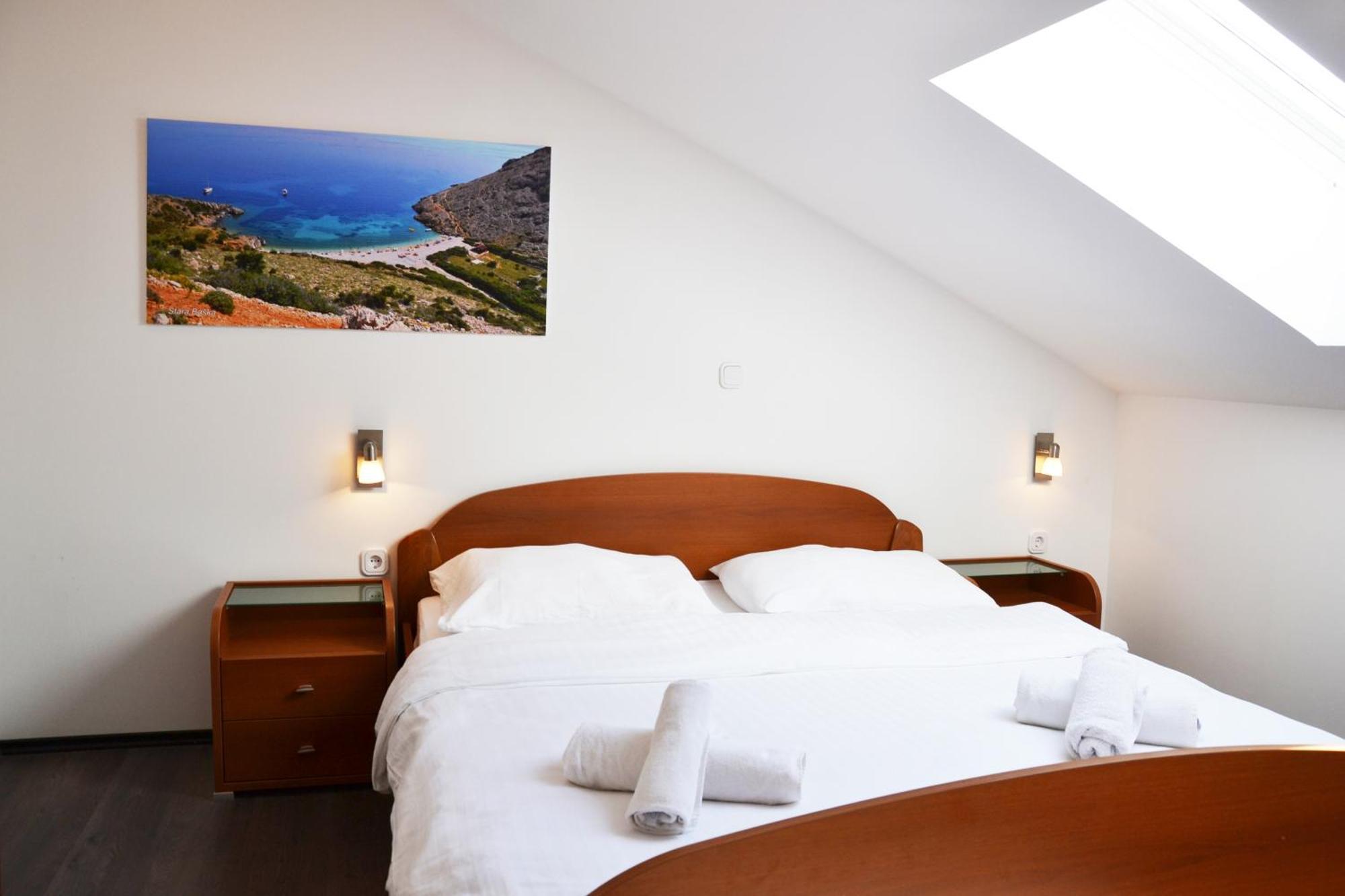 Apartments Monika Bed & Breakfast 1&4 ปูนัต ภายนอก รูปภาพ